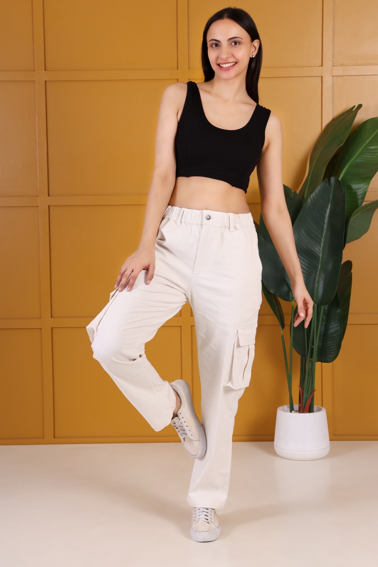 Essential Cargo Pants Women – Relaxed Fit – Stone White