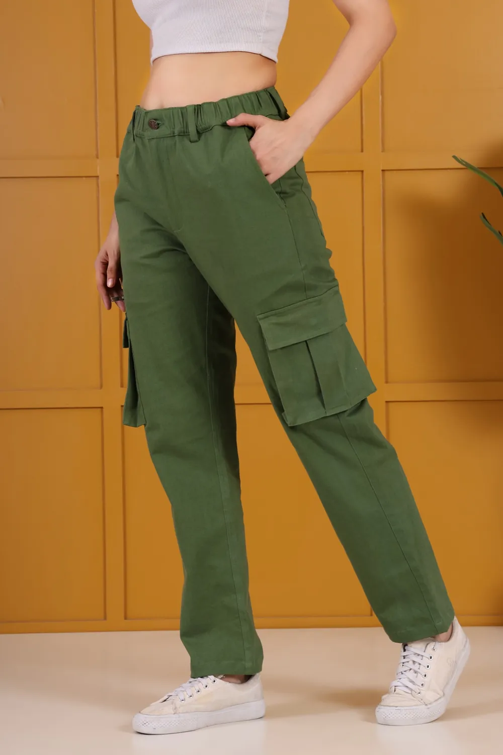Essential Cargo Pants Women – Relaxed Fit – Olive Green