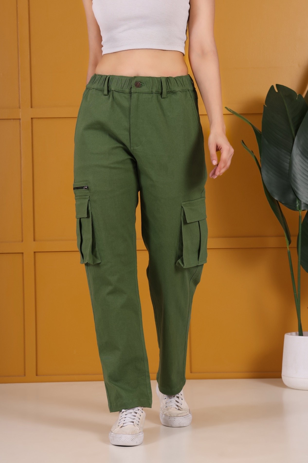 Essential Cargo Pants Women – Relaxed Fit – Olive Green